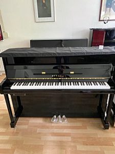 YAMAHA SILENT: Modell B2 SC 3, schwarz hochglanz